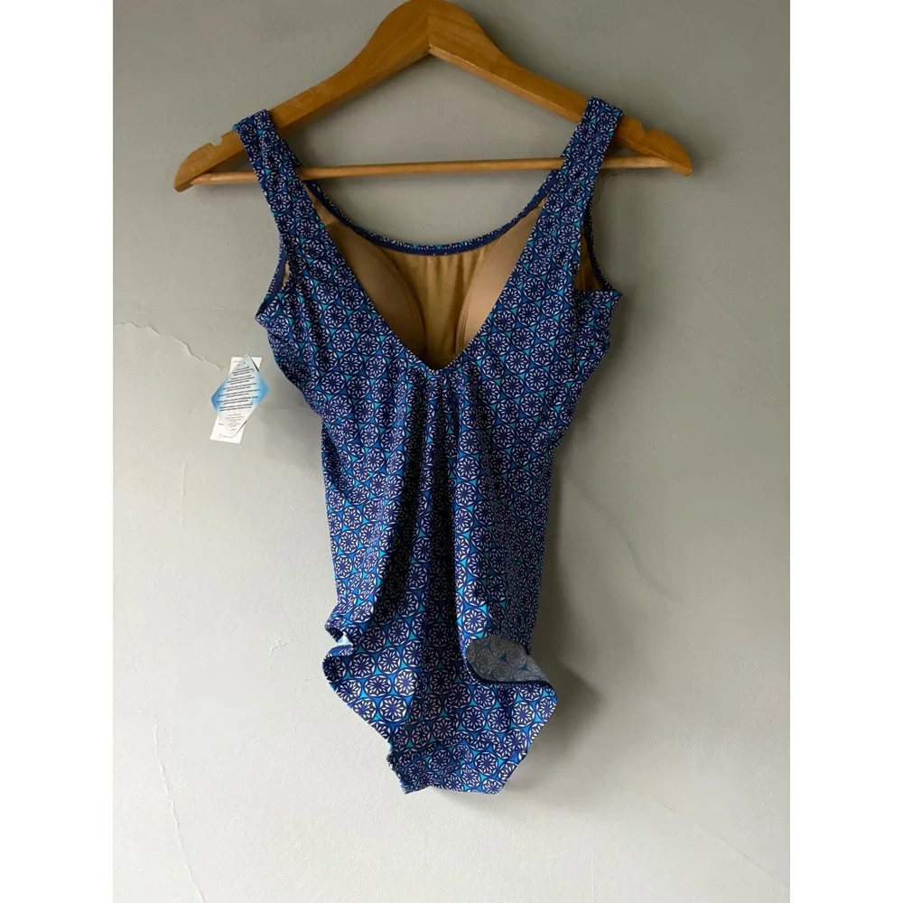NEW‎ L.L.Bean Blue Geometric Sunblocking One Piece Swimsuit Size 6 REG